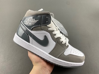 Jordan 1 AAAA-087
