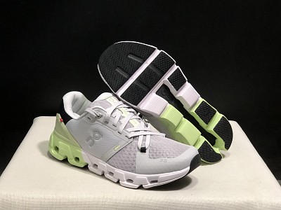On Cloud Shoes-062