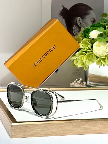 LVV Glasses-532