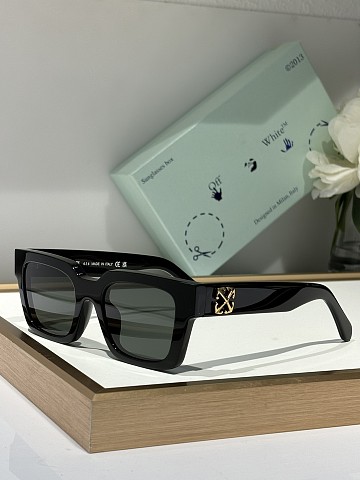 Off Glasses-284